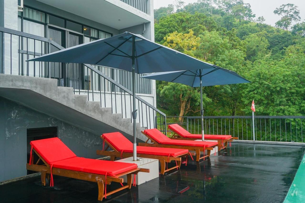 Hotel Victoria Hideout à Digana Extérieur photo